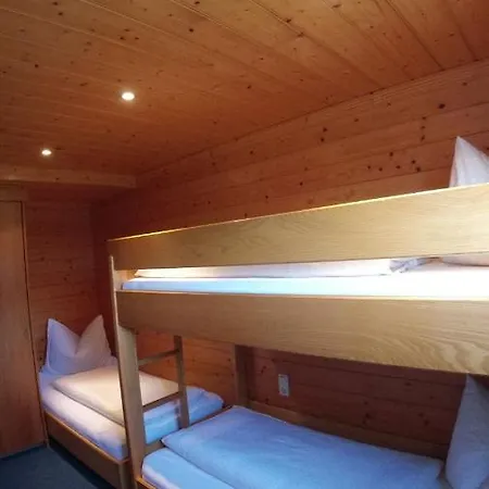 لاندهاوس فوتر